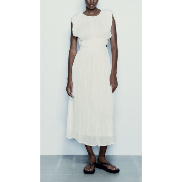 NWT ZARA Pleated Chiffon Maxi Dress Side Cutout Detail in White Women's Size XS - Picture 3 of 16